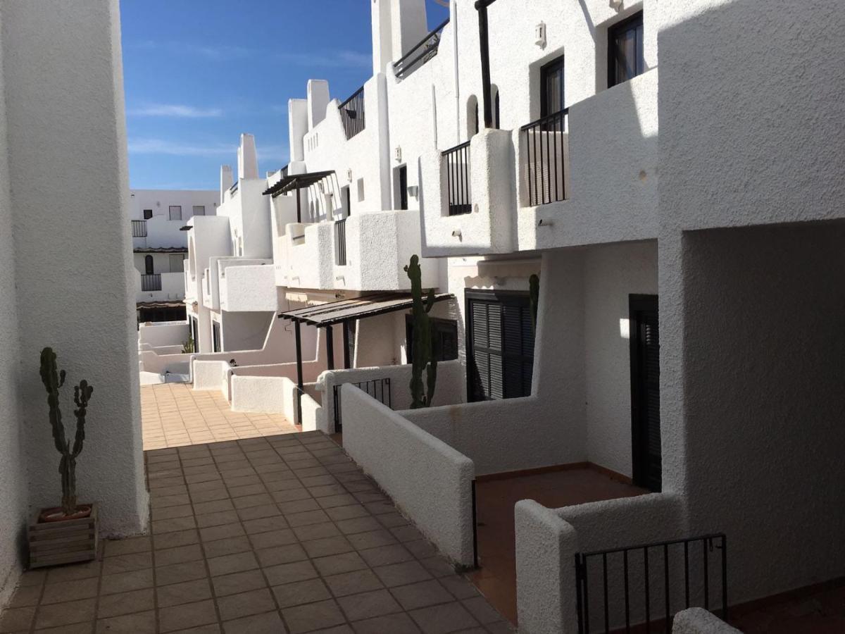 Villa La Martinica à Agua Amarga  Extérieur photo